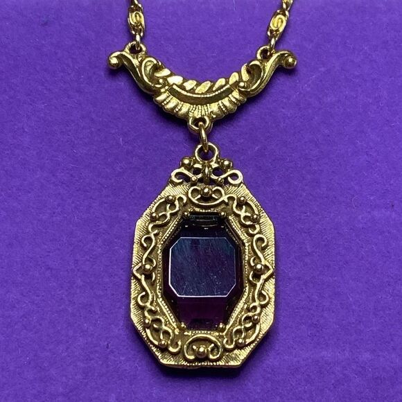 💛 Vintage Goldette Purple Crystal Gold Necklace - Picture 6 of 7